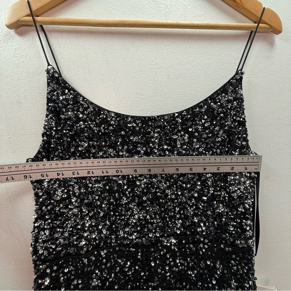 MAC DUGGAL Black Embellished Scoop Neck Tiered Gown Size 12 New - Picture 10 of 12